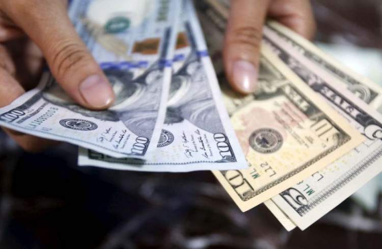 تخصیص ارز به صادرکنندگان پای بند قانون ادامه می یابد