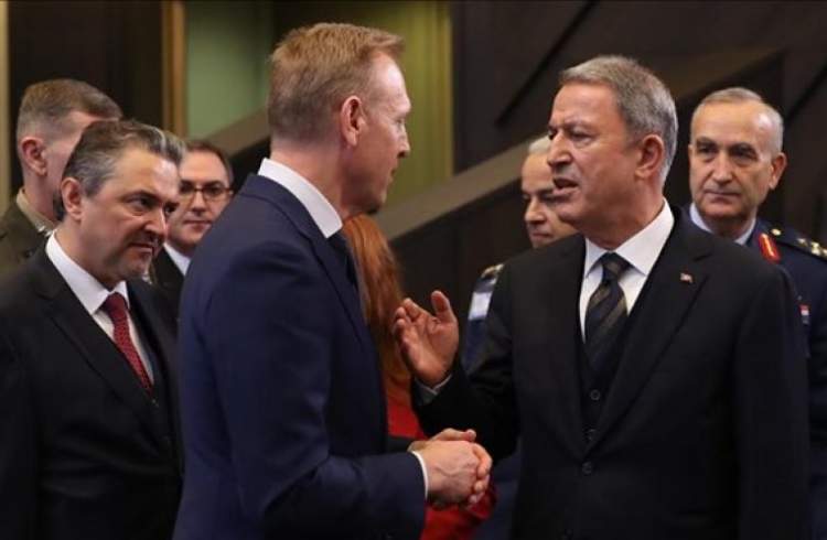 وزیر دفاع ترکیه و سرپرست وزارت دفاع آمریکا دیدار کردند