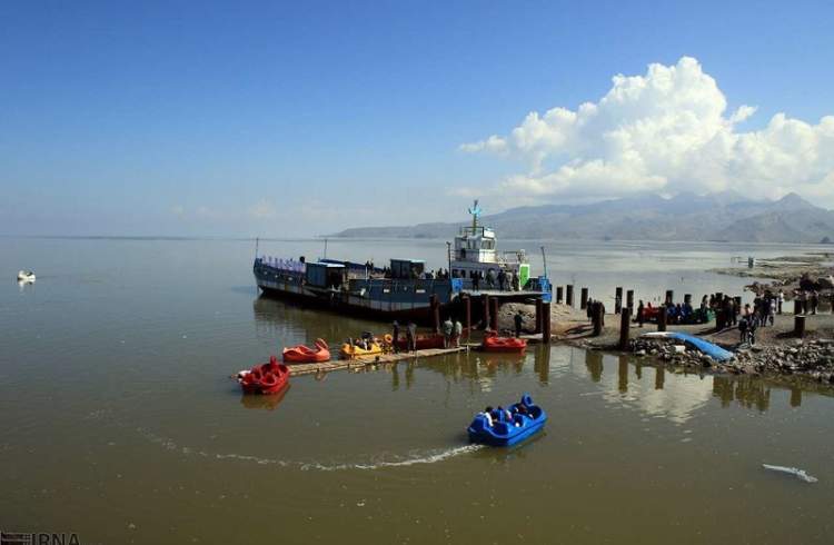 حجم آب دریاچه ارومیه از 5 میلیارد مترمکعب گذشت
