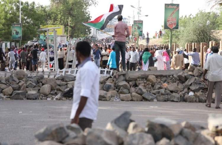 چهار نفر از جمله یک افسر پلیس در سودان کشته شدند