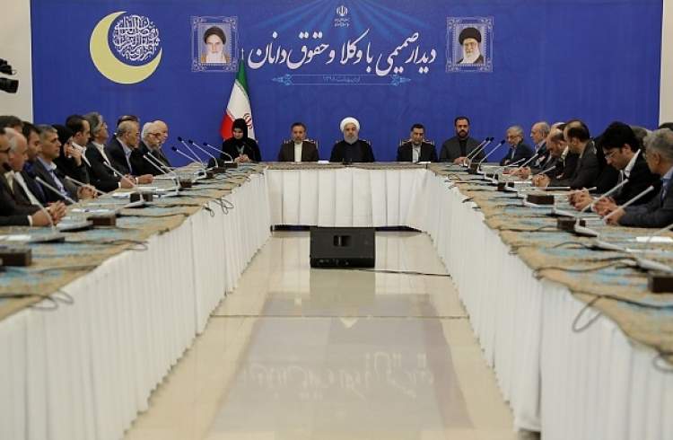 دکتر روحانی: تحریمهای آمریکا علیه ملت ایران ، جنایت علیه بشریت است