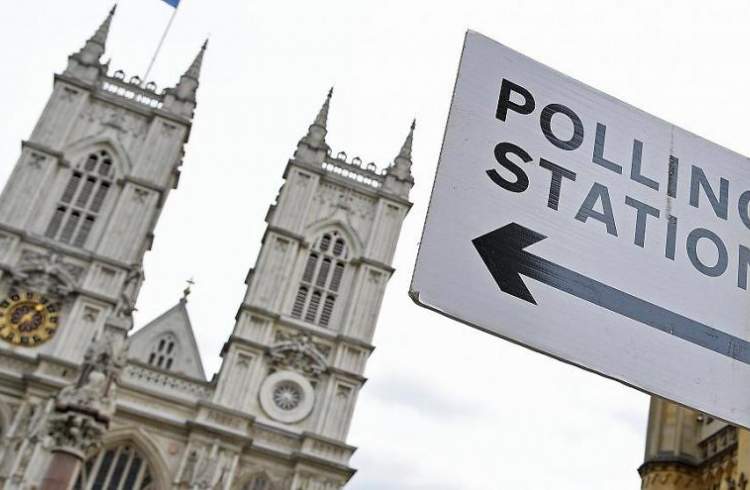 انتخابات پارلمان اروپا با پیشتازی راست افراطی در بریتانیا در جریان است