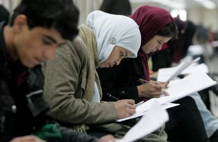 دانش آموز هراتی، نفر اول کنکور افغانستان شد