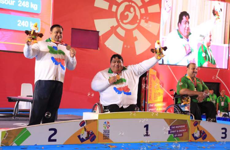 سیامند رحمان برای سومین بار قهرمان جهان شد