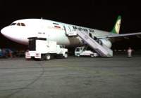 فرود اضطراری هواپیمای مسافربری در مشهد