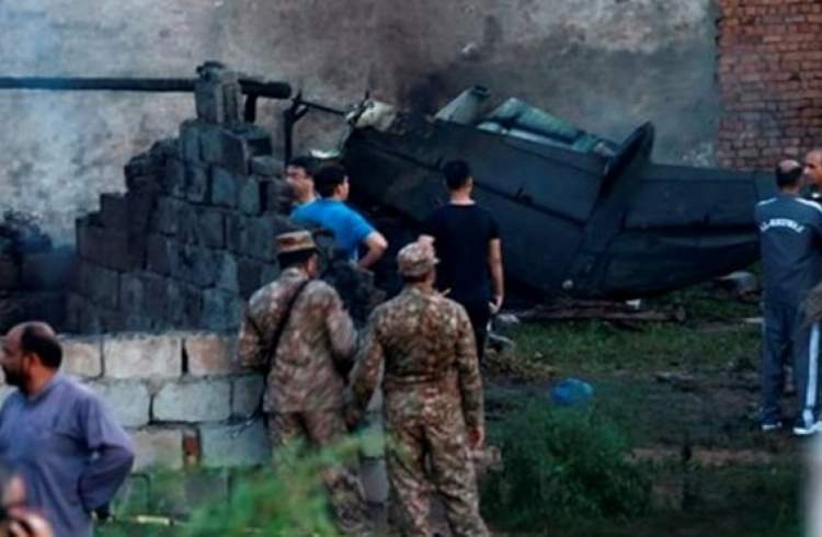 17 کشته بر اثر سقوط هواپیما در پاکستان