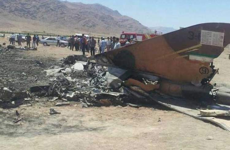 سقوط یک فروند هواپیمای جنگی در ساحل تنگستان