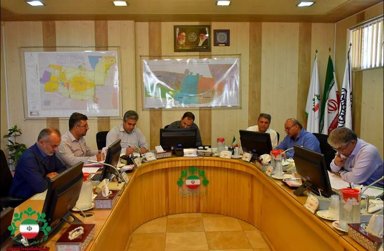 هیئت رئیسه دوره‌ای شورای اسلامی پنجم شهر نجف آباد انتخاب شدند