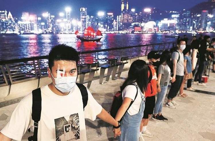 دوازدهمین هفته از اعتراضات هنگ‌کنگ در سایه سرکوب