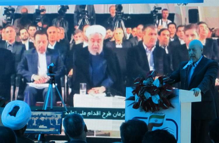 استاندار اصفهان: جمعی محدود دستاوردهای دولت را تخریب می کنند