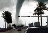 تداوم وضعیت فوق العاده در فلوریدا به دلیل طوفان دوریان