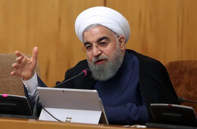 دکتر روحانی: برای هر نوع فداکاری که به تامین حقوق و رفاه مردم منجر شود؛ آماده ام