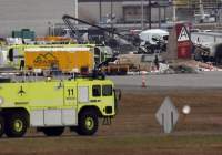 سقوط بمب افکن قدیمی آمریکا با 7 کشته در باند فرودگاه