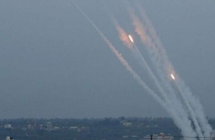 دهها موشک از نوار غزه به اراضی اشغالی شلیک شد