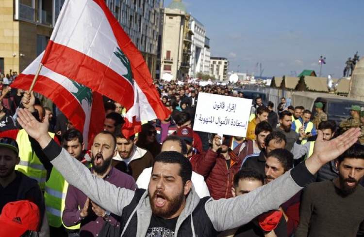 شعله ور شدن خشم معترضان لبنانی در پی کشته شدن «علا ابوفخر»