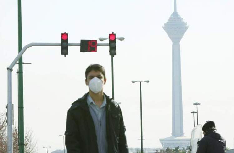 مردم تهران به دلیل آلودگی هوا از ترددهای غیر ضرور خودداری کنند