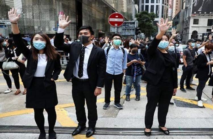احتمال برقراری حکومت نظامی در هنگ کنگ