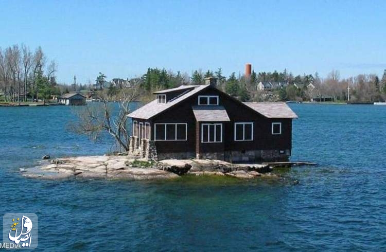 کوچکترین جزیره مسکونی در جهان با یک خانه و دو درخت!