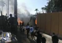 حیاط سفارت آمریکا در بغداد به اشغال معترضان عراقی درآمد