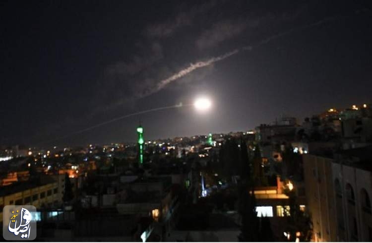 مقابله پدافندی سوریه با حمله موشکی دشمن صهیونیستی بر فراز دمشق