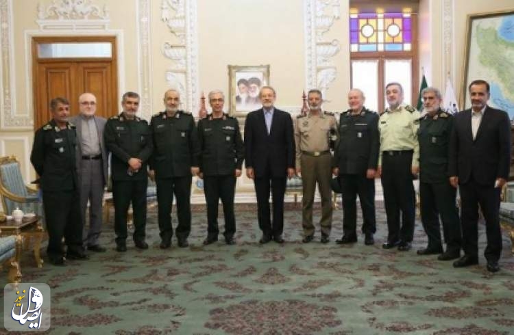 فرماندهان ارشد نظامی کشور با رئیس مجلس دهم دیدار کردند