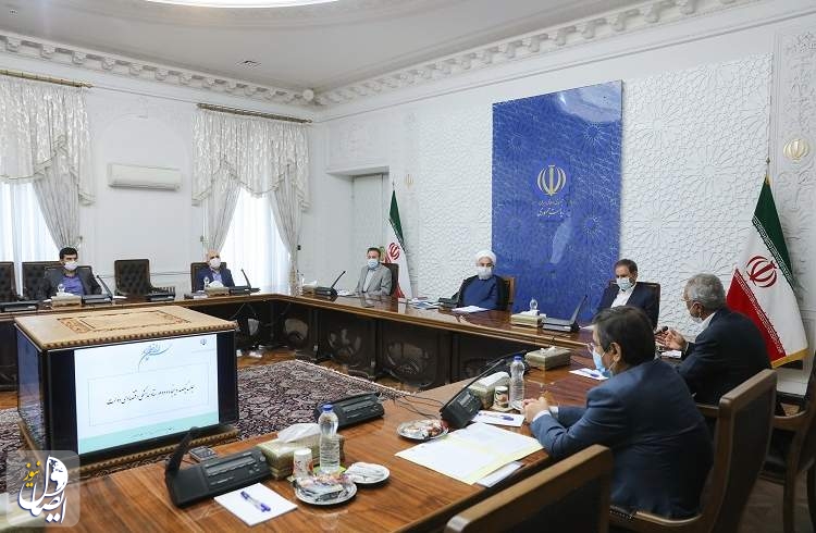 روحانی: تامین نیازهای ضروری مردم و حمایت از تولید کنندگان همچنان اولویت دولت است
