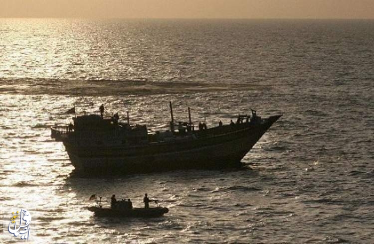 کِشتی حامل 6 ایرانی در سواحل یمن توقیف شد
