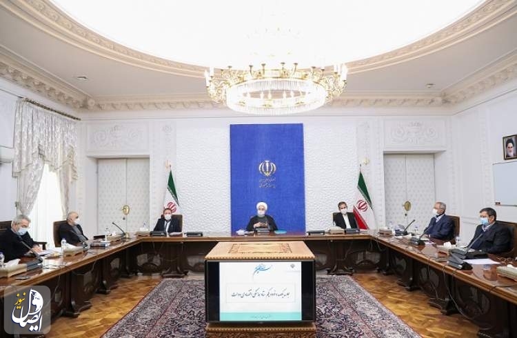 روحانی: انتظار مردم از مسئولان رفع مشکلات و هموار کردن راه توسعه کشور است