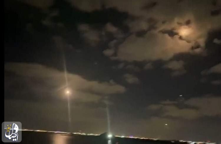 شنیده شدن صدای چند انفجار در آسمان ابوظبی