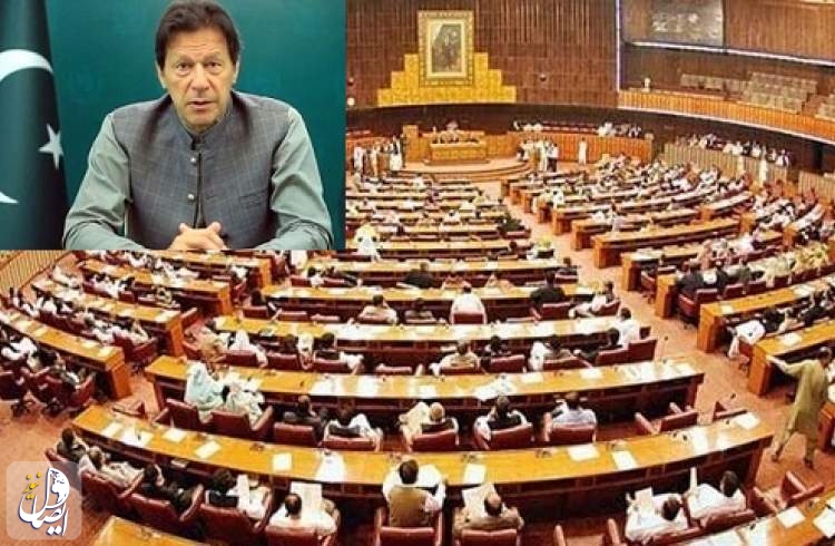 دولت پاکستان اکثریت پارلمانی خود را از دست داد