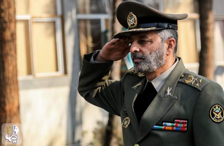 سرلشکر موسوی: روز ارتش، یادآور اعتماد حکیمانۀ امامین انقلاب به نهادی برآمده از مردم و برای مردم است