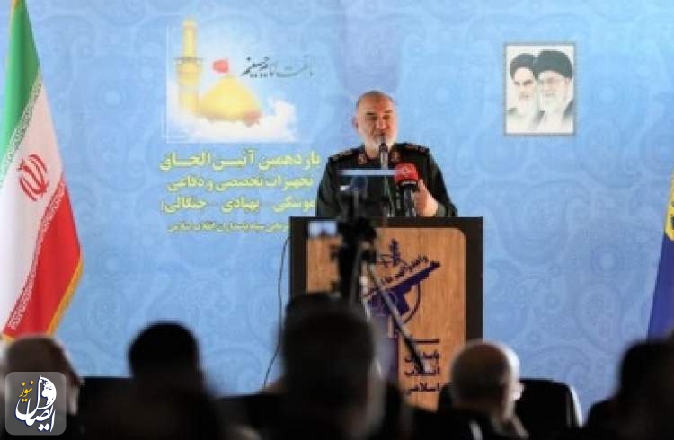 سرلشکر سلامی: آرایش سیاسی و نظامی دشمن در منطقه، شکوفایی استعدادهای ما را رقم زد
