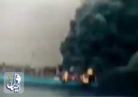 یک کشتی تجاری در دریای سرخ در اثر حمله موشکی آتش گرفت
