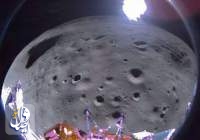 مخابره اولین تصاویر سطح ماه توسط کاوشگر امریکایی