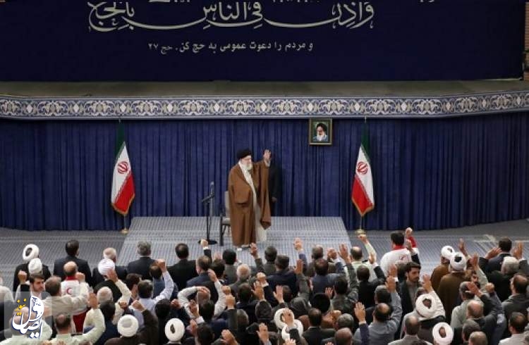 قائد الثورة الاسلامية: حج هذا العام هو حج البراءة