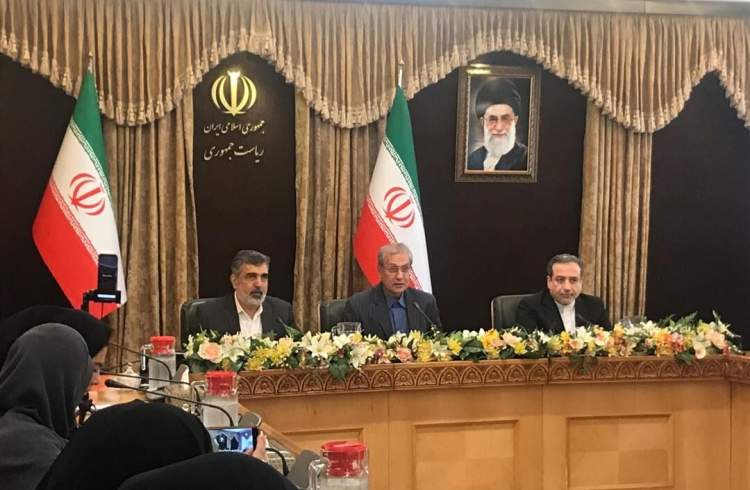 گام دوم ایران در کاهش تعهدات برجامی رسماً آغاز شد/ دستور غنی سازی بیش از 3.67 درصد صادر شد