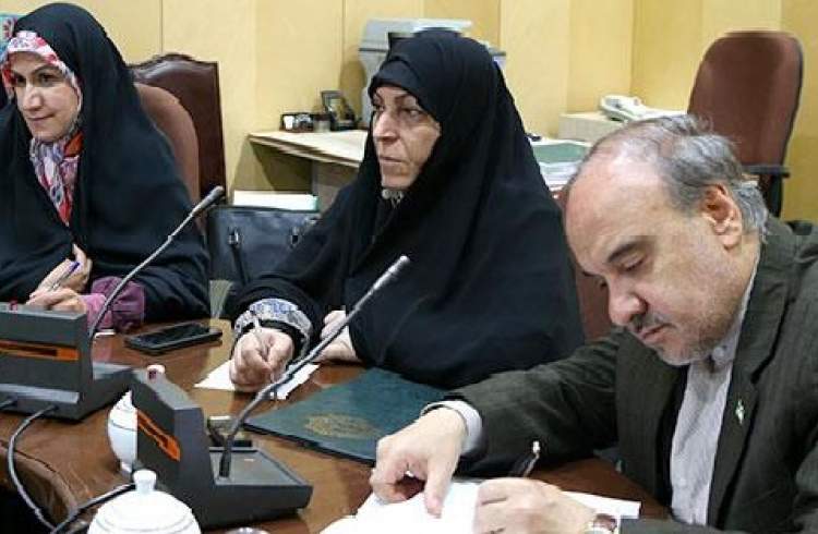 سلطانی‌فر: هیچ مشکلی برای ورود بانوان به ورزشگاه‌ها نداریم
