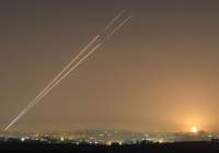 شلیک موشک های مقاومت از غزه؛ بمباران مراکز حماس توسط رژیم صهیونیستی