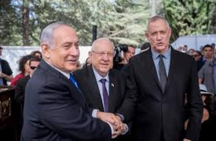 تشدید رقابت نتانیاهو و گانتس برای خارج کردن رژیم صهیونیستی از بحران