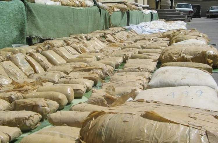 کشف بیش از 4 تن و 191 کیلو مواد افیونی در درگیری مسلحانه با سوداگران مرگ