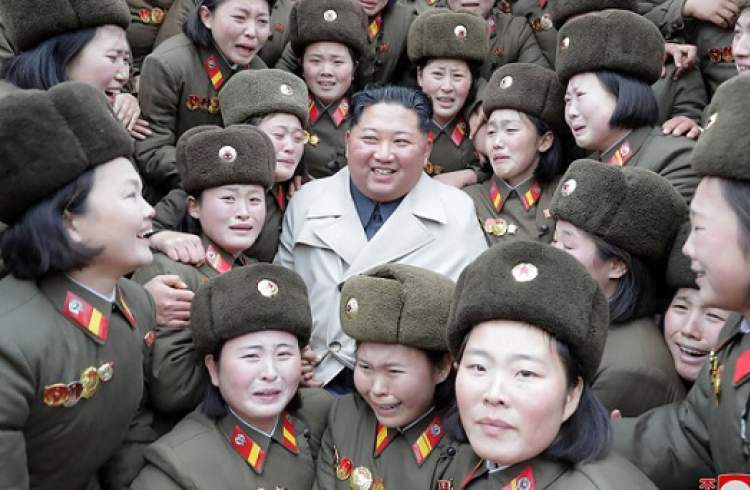 لباس رهبر کره شمالی هم تغییر کرد