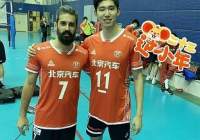چینی‌ها به پای ستاره والیبال ایران و جهان طلا ریختند