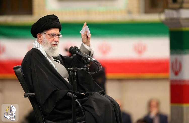 رهبر انقلاب: هرکس به ایران علاقه‌مند است و امنیت کشور را دوست دارد در انتخابات شرکت کند