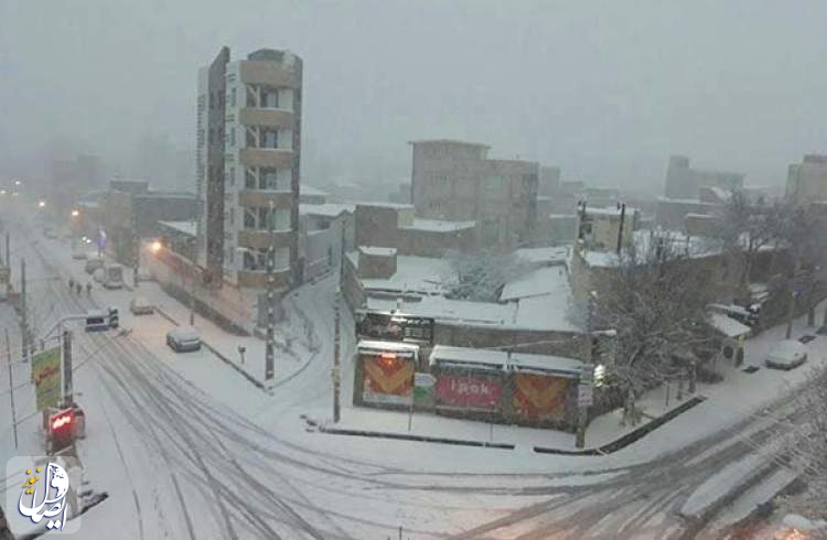 آغاز بارش برف و باران همراه با وزش باد نسبتاً شدید