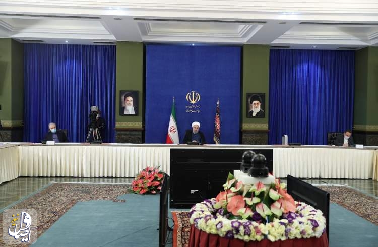 روحانی: مصمم هستیم بیش از 10 هزار تخت بیمارستانی را تا ماههای اولیه سال آینده افتتاح کنیم