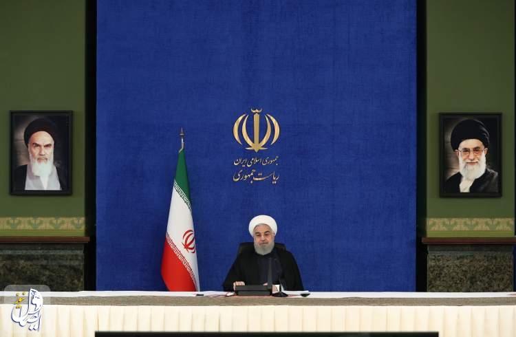 روحانی: آنهایی که با همه توان روبروی ملت ایران قرار گرفتند چند هفته دیگر به زباله دان تاریخ ریخته می شوند