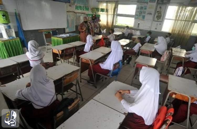 اندونزی ممنوعیت اجبار پوشش حجاب در مدارس را تصویب کرد