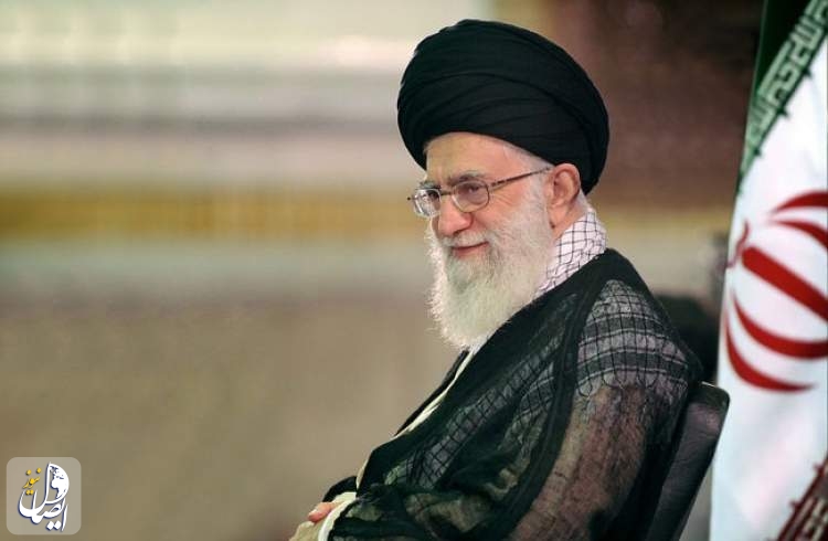 آیت الله خامنه ای: سپاه با قدرت به فعالیت‌های شایسته خود ادامه دهد