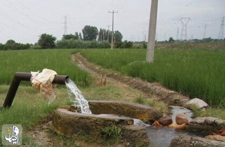 آب‌های زیرزمینی اصفهان سالانه یک تا ۱.۵ متر کاهش می‌یابد