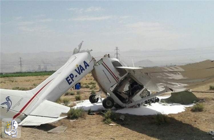 سقوط هواپیمای آموزشی در فرودگاه اراک با دو کشته